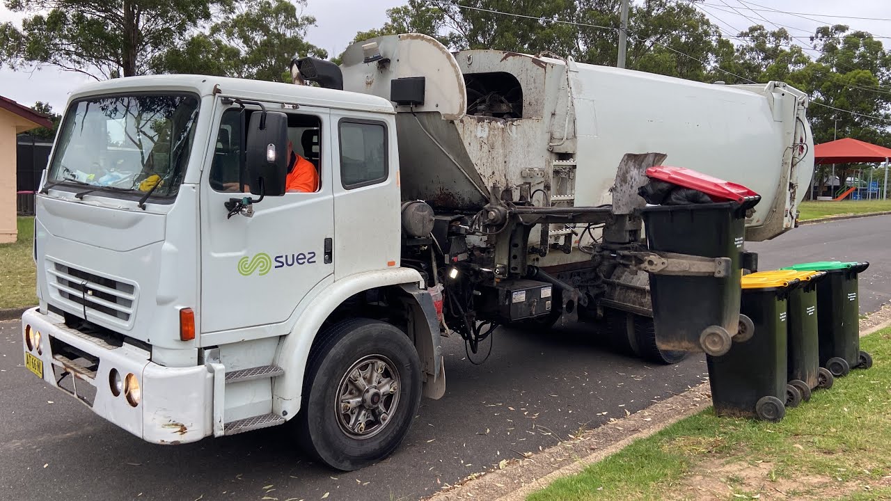 Penrith Garbage 32 Ex Randwick