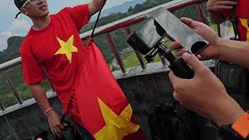 Hát Quốc ca trên đỉnh cột cờ Lũng Cú năm 2023