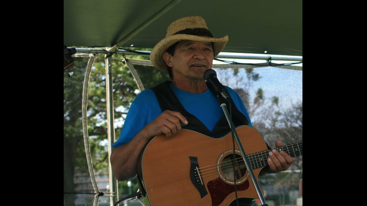 Ernie Cruz, Sr. - Waimea Cowboy (Talk Story Series) (KKCR