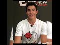 Marc Marquez,tienes sonrisa muy bonita y peligrosa para mi.