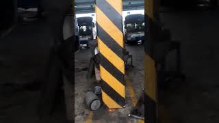 Lugar De Mantenimiento De Unidades De La Empresa Metroexpress De La Metrovia Del Ecuador.