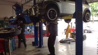 Mini Cooper engine swap timelapse