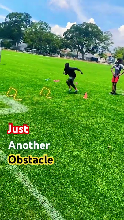 JAOFILMS: Youth athletes doing receiver drills Great catches!!! #football #athleteexercise #youth