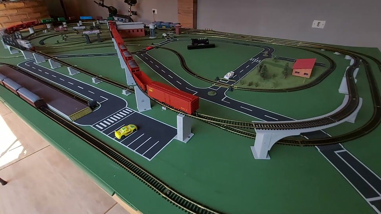 Ferromodelismo, parte 1, minha primeira maquete e o início no hobby.
