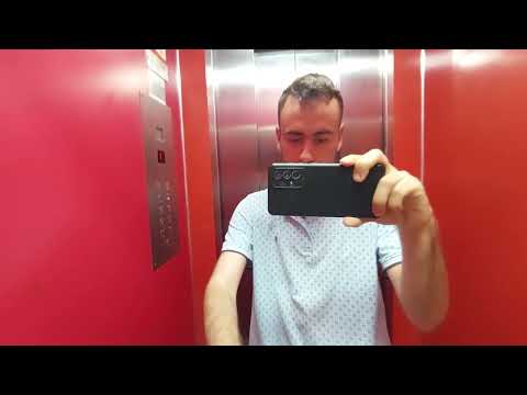 Old Omega Lift In A 8 Story Building In Reus