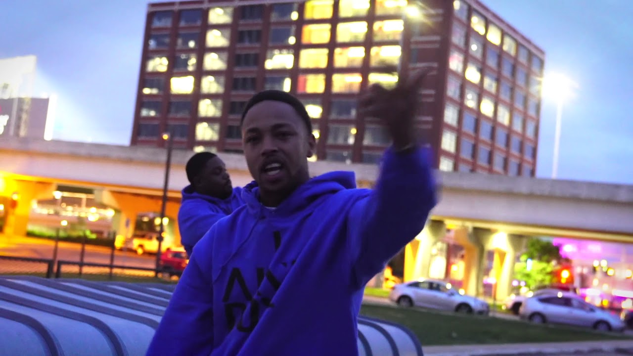 Tonton Chuck Blaze X Dre Kapone - Switching Up (Prod By @yung_tago @tntxd @hollywoodbangers) di YouTube Tonton Chuck Blaze X Dre Kapone - Switching Up (Prod By @yung_tago @tntxd @hollywoodbangers) di YouTube