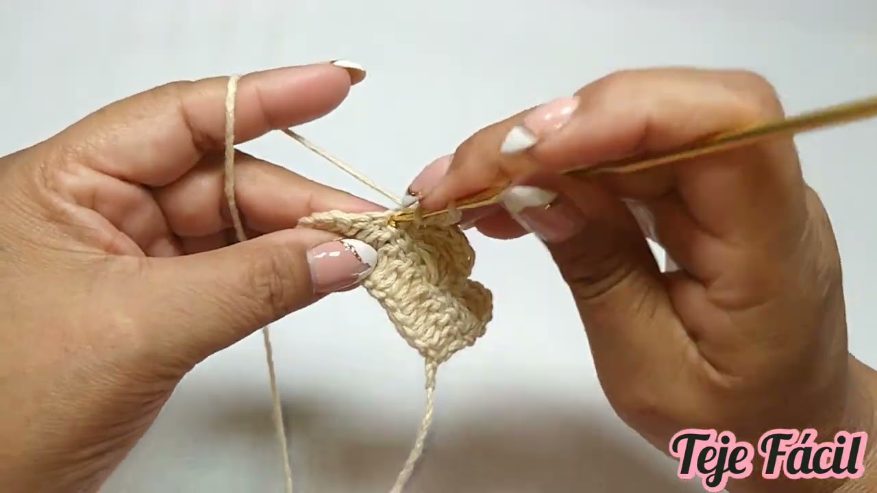 TEJE FÁCIL Y RÁPIDA BONITA PUNTADA PARA BUFANDA