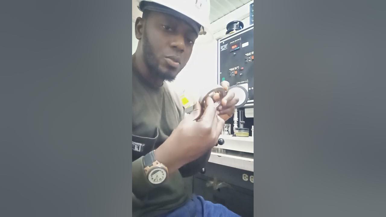 How to calibrate pressure gauge using a dead weight tester. YouTube