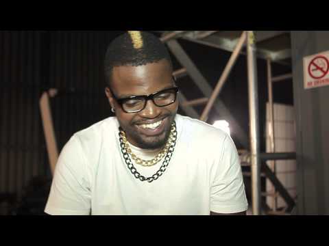 Dj Cleo Gives
