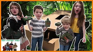 Jumanji Themed Box Fort Jungle Escape Room - Family Movie Night \/ That YouTub3 Family