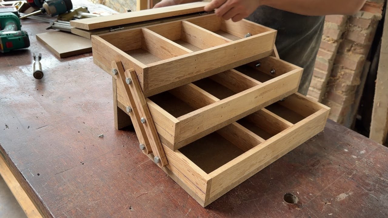 How to Build a Smart Folding Tool Box | Space-Saving Woodworking Project