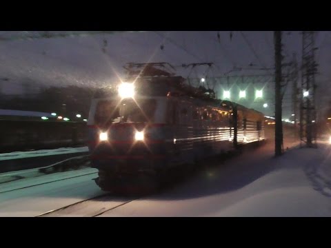ЧС2к с поездом