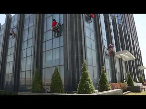 ჰუალინგ ჯგუფის ოლიმპიური სოფლის დასუფთავება