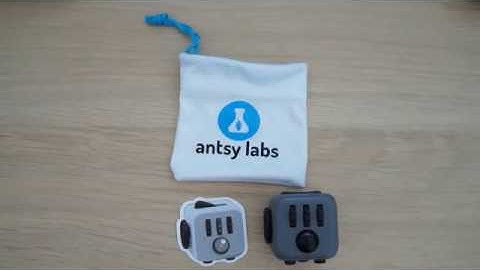 Antsy Labs Fidget Cube Unboxing