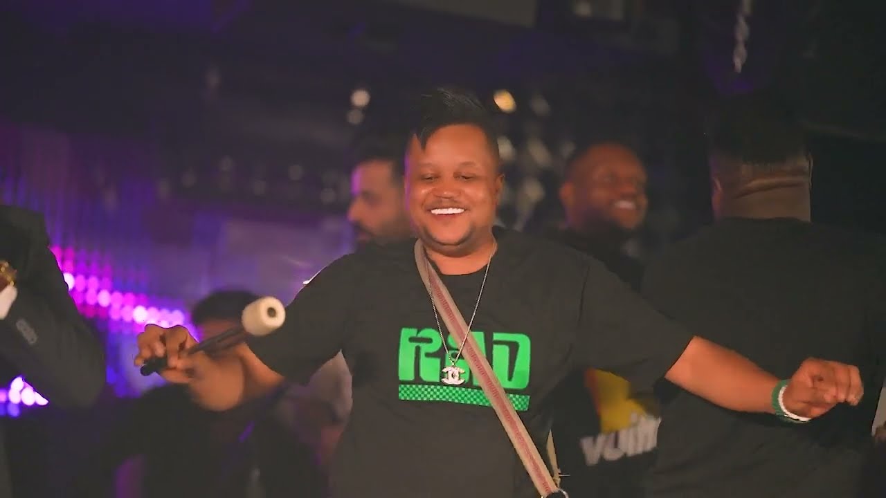 حسن الهايل حفله فنيسيا مع فرقه عيال الشاهين فنيسيا الاول في بغداد حفله نار وكولات ومعزوفات جديده