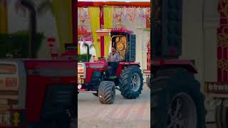 Pre-wedding tractor ￼