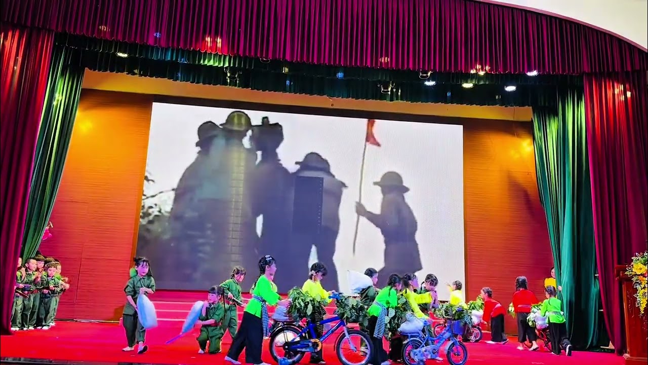 Hoạt cảnh “Tiếng gọi non sông” tiễn tân binh lên đường nhập ngũ năm 2026