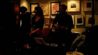 Download Lagu Andrew Zapanta, Sarah Wood with special guest Vita Generalova MP3