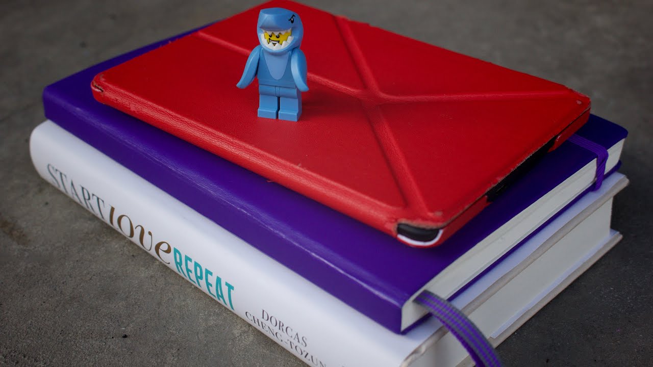 Take i book. Take книга. Фотосток фото тетрадь книги. Чтение г. Фотосессия в библиотеке.