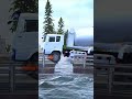 Spintires: Mudrunner.A large car drives through a difficult road.  Gameplay /ep578