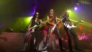 Scorpions - Tease me Please me  (Live Get Your Sting & Blackout)