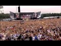 Robbie Williams - Let me entertain you (Live at Knebworth)