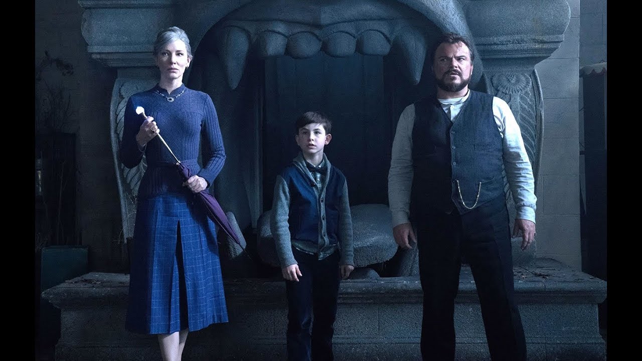 La Casa Del Reloj En La Pared Trailer Espanol Hd Youtube