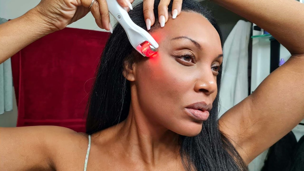 BeautyBio GloPRO At-Home Microneedling Tool