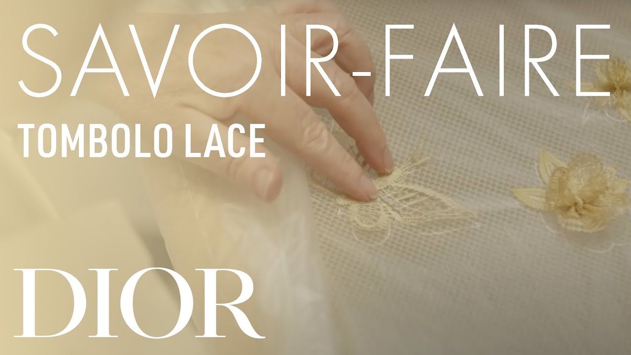Savoir-faire of tombolo lace