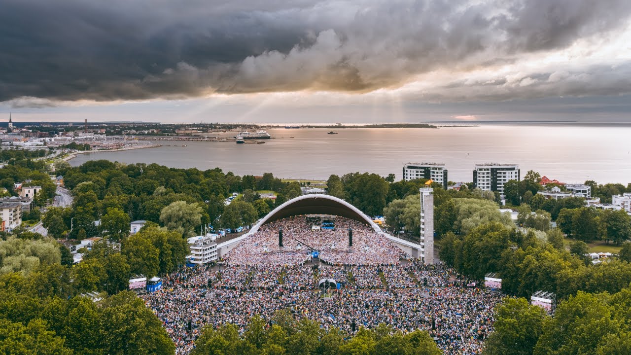 TA LENDAB MESIPUU POOLE | XXVIII laulupidu 