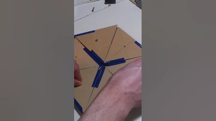 Ron Resch triangle system