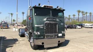 Ernie Woolsey's 1980 Freightliner FL866 Cabover At Truckin' For Kids 2017