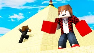 50 vs 2 ONE PUNCH MAN! ULTIMATE WAR PYRAMID IN MINECRAFT!