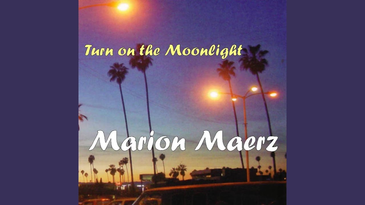 Mira Turn On the Moonlight en YouTube