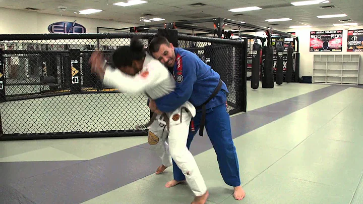 MMA Coach John Crouch & Champ Ben Henderson Show S...