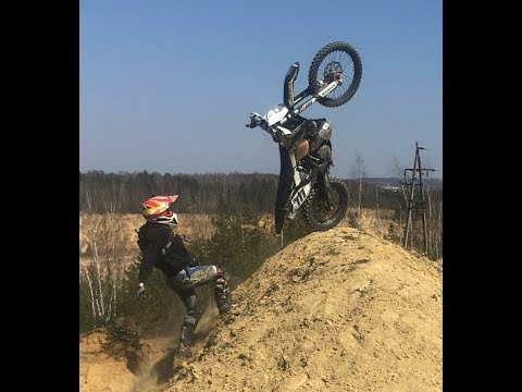 Crazy Enduro (crash,wheelie,hill