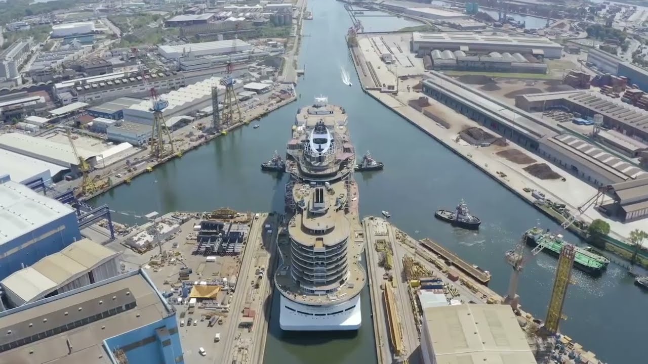 Norwegian Prima | Float Out