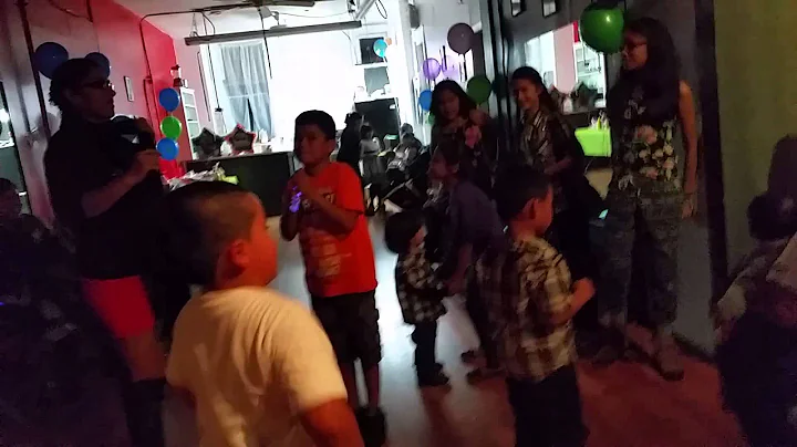 Freeze dance Monchos bday