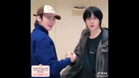 Hãy thử nhìn kỹ vào bàn tay của họ đi, Taehyun và Beomgyu(🐻🤝🏻🐿️) #taegyu