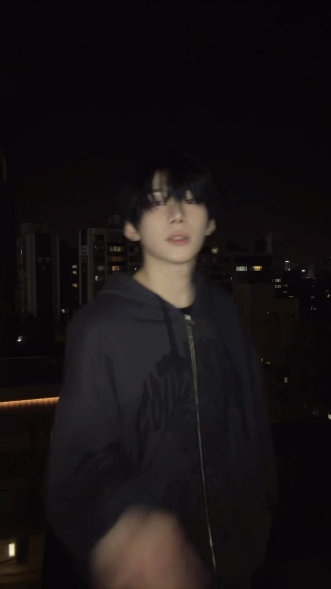 Get lonely #AHOF #아홉 #HAN #박한 - YouTube
