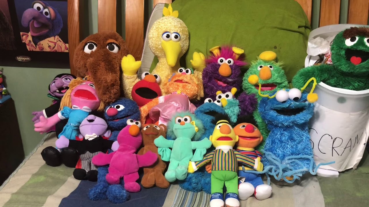 Sesame Street Muppets Sing Thriller - YouTube