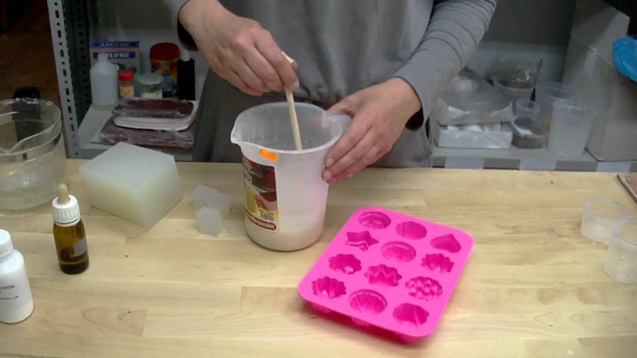 Hacer jabón de manteca karité y avena.AVI