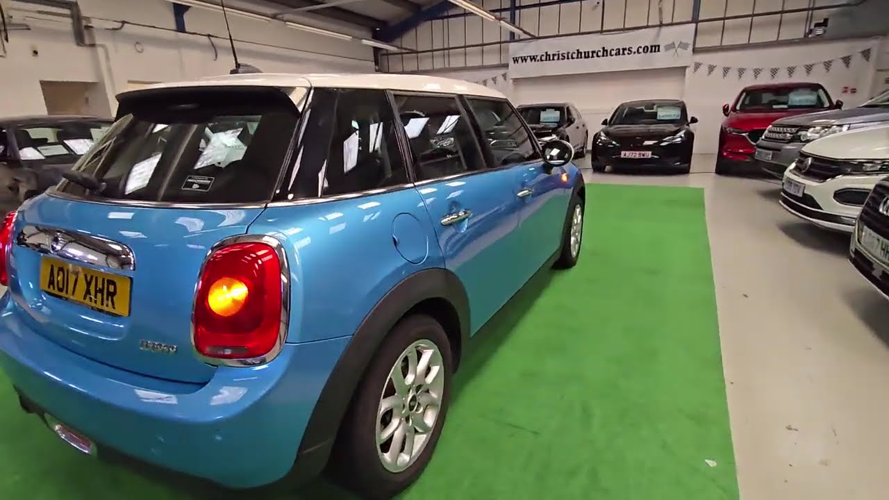 Mini Hatch 1.5 Cooper Auto 2017