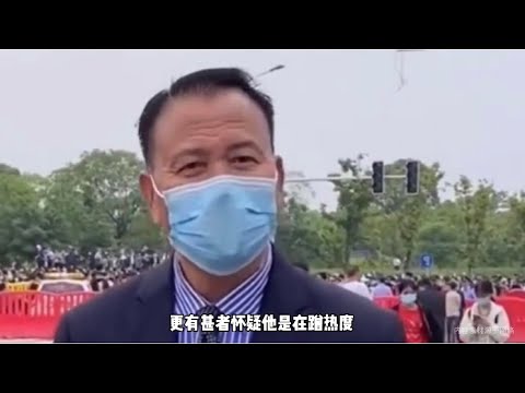 63岁影帝万梓良送别袁院士，首位到现场明星，却因表情被误解