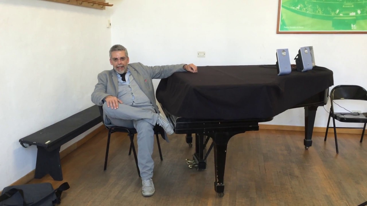 Il regista alfonso antoniozzi ci introduce a "il turco in italia ... Ispirazioni Scala Regia