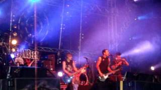 The Unseen - Right Before Your Eyes (Live At Groezrock 2009)