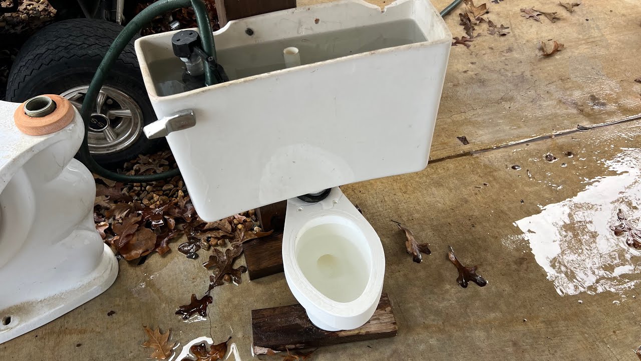 Полностью функциональный миниатюрный 8-дюймовый прототип смыва для унитаза Concord 1970-х годов!