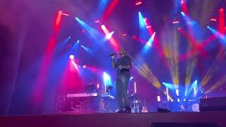 Seal Performs “Fly Like An Eagle” LIVE at Universal Studio Orlando Mardi Gras 3.19.22 BARRICADE VIEW