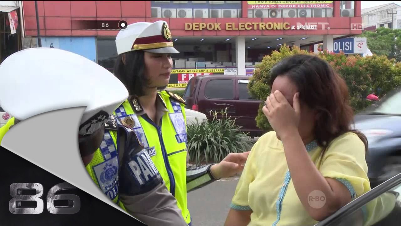86 - Penindakan Pelanggar Marka Jalan di Margonda, Depok 1/2 - Ipda Syabillah - 6 Februari 2015