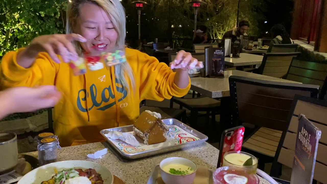 I Fail At Making A Gingerbread House At Lazy Dog In Brea CA i-fail-at-making-a-gingerbread-house-at-lazy-dog-in-brea-ca